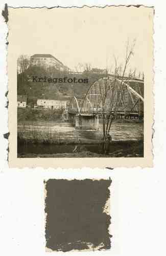 Fluß Übergang Brücke Stadt Häuser Polen ? Foto im 2 Weltkrieg