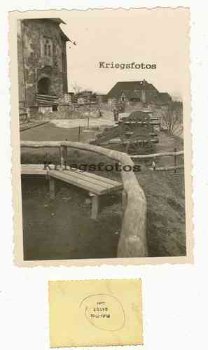 Alte Wartburg in Thüringen Burg mit Kanonen am Turm Foto