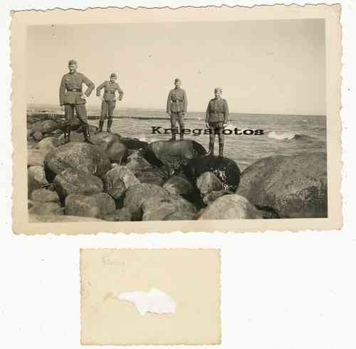 Soldaten der Wehrmacht in Danzig am Meer Strand Foto